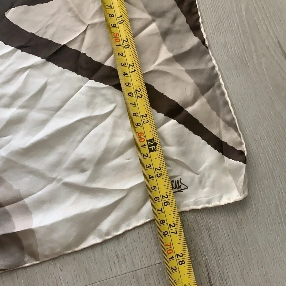 Vintage‎ Marcus scarf brown tan silk made in Japan